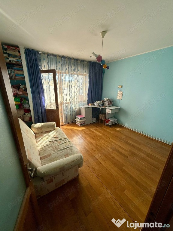 Paltinisului intrare direct din Granicerilor, apartament bun+ garaj