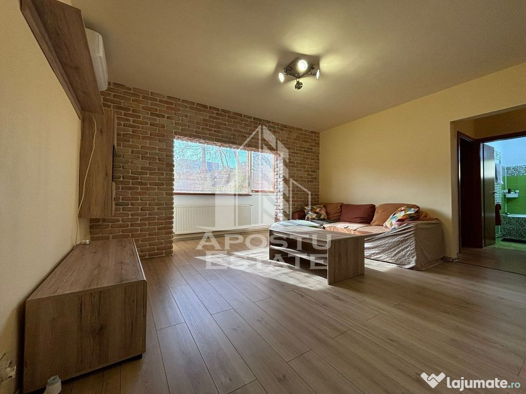 Apartament cu 3 camere, centrala proprie, zona Dambovita,...