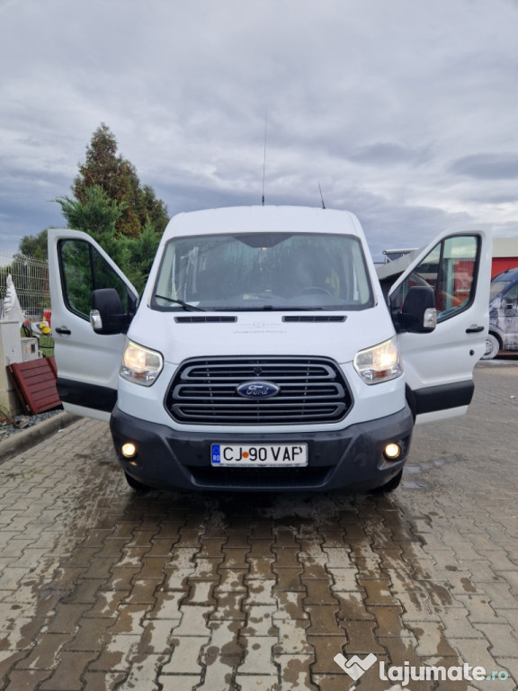 Vând duba ford transit cu 7 locuri in stare perfecta de funcționare