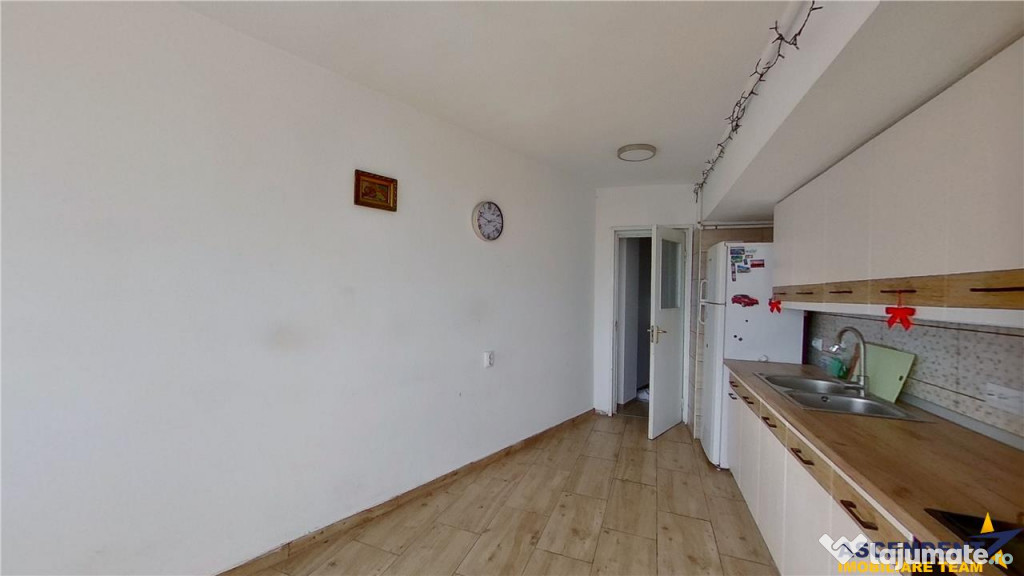 Apartament doua camere, cu priveliste deosebita, Astra, Bras