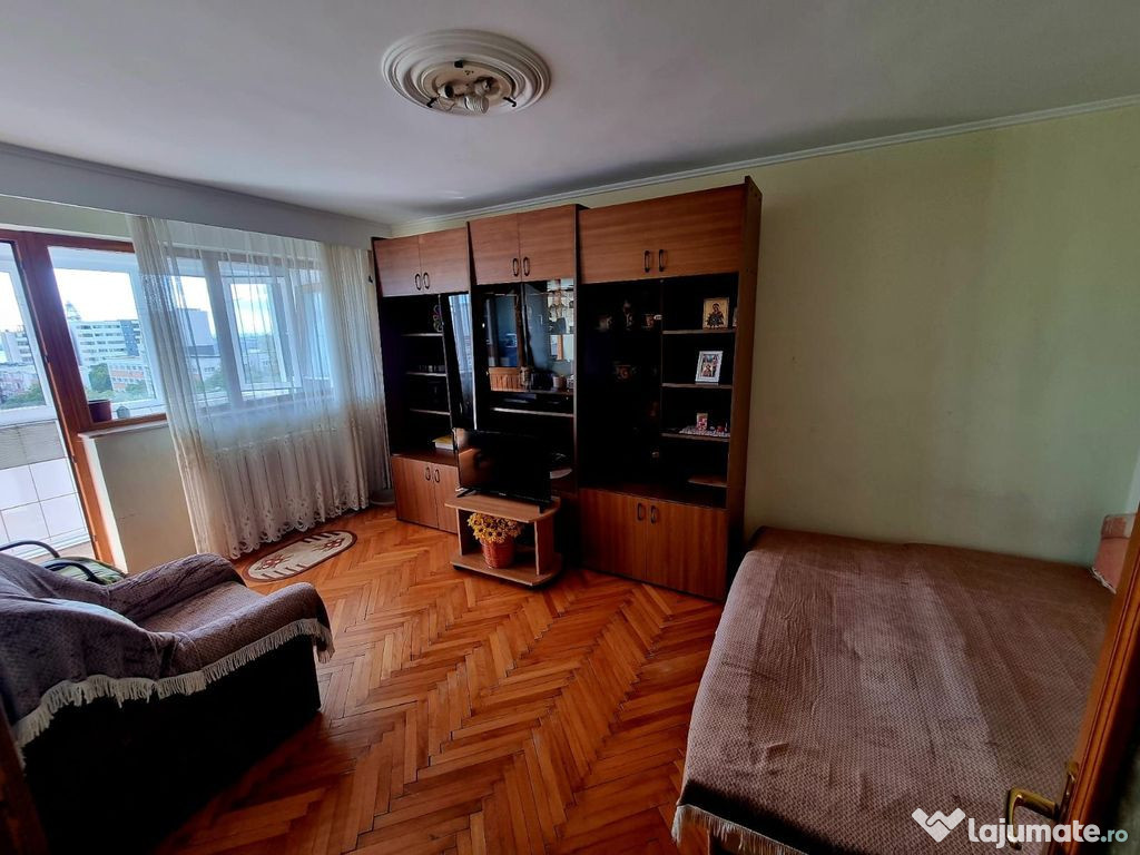 Gara mangaliei-apartament 2 camere decomandat 52 mp