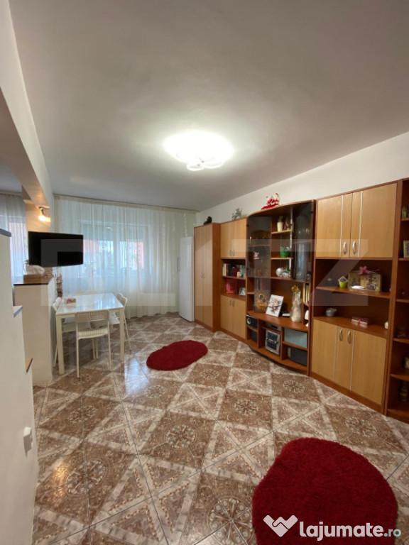 Apartament cu 2 camere, decomandat în zona Bartolomeu