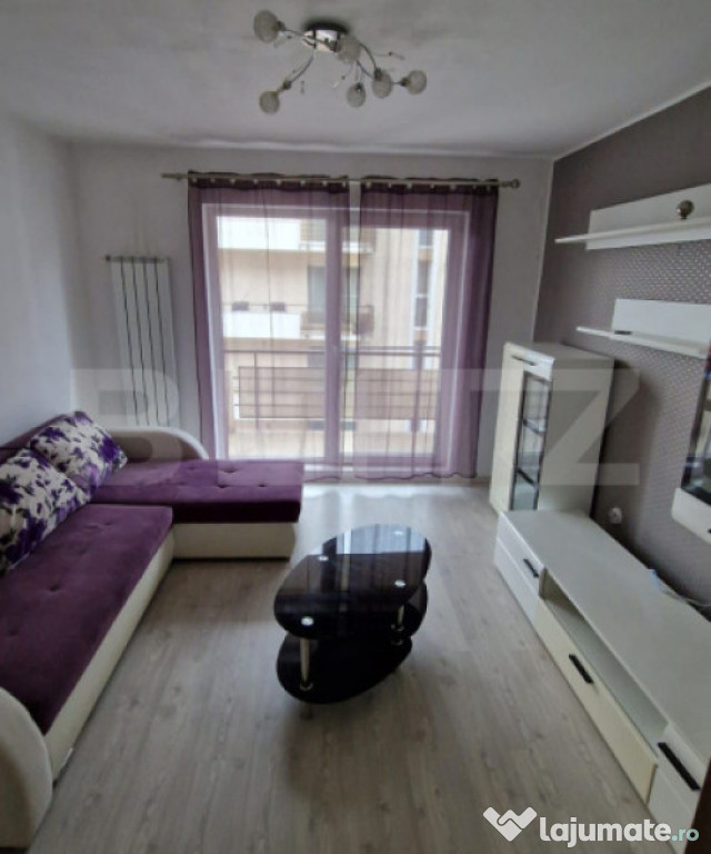 2 camere, 52mp, la cheie, zona Vivo/Bmw, 2500euro/mp!