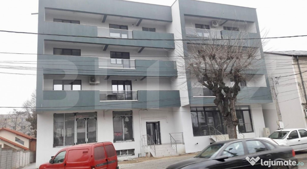 Apartament cu 2 camere, 55 mp, strada Calea Unirii