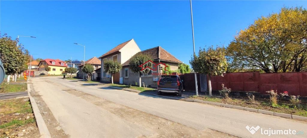 Casa oras Cisndie,la 10 km de Sibiu,comision 0