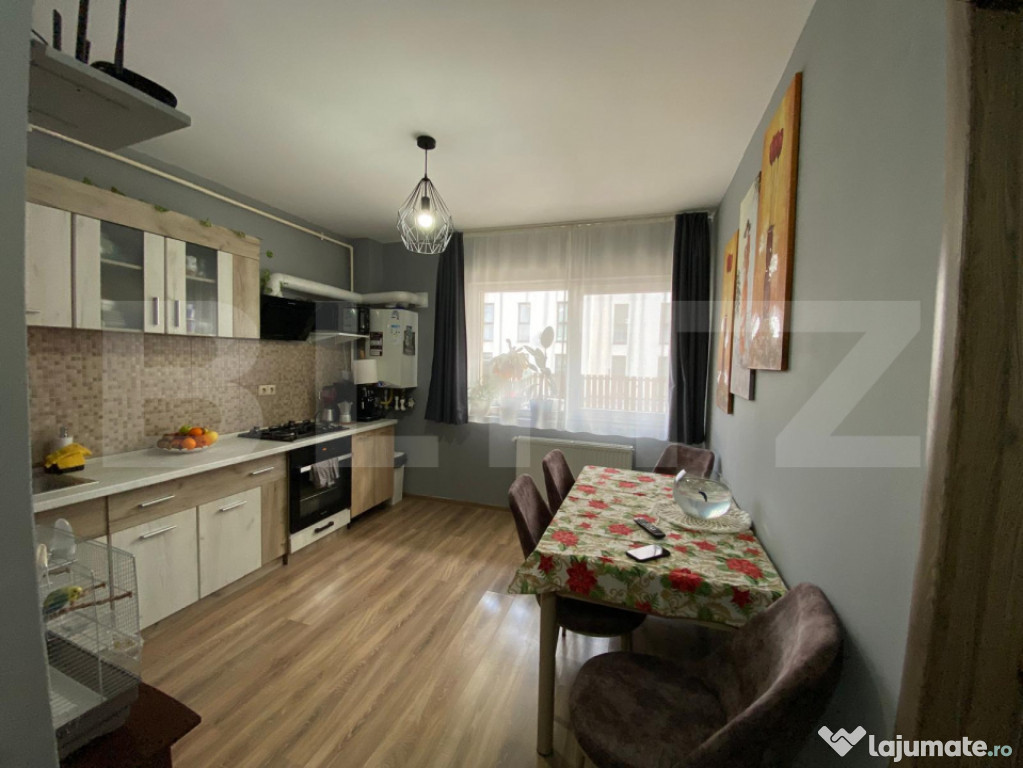 Apartament 2 camere, mobilat și utilat complet, cu parcare