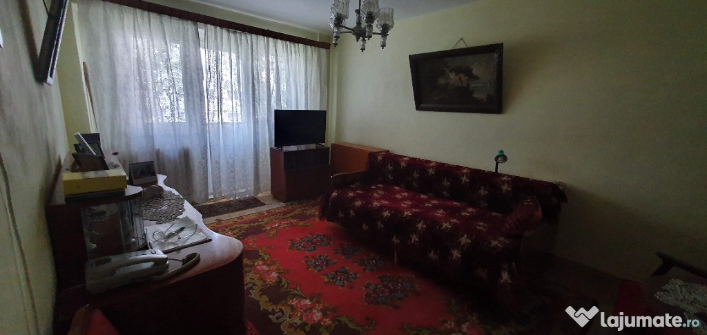 Apartament 3 camere Calea Calarasilor/Viziru