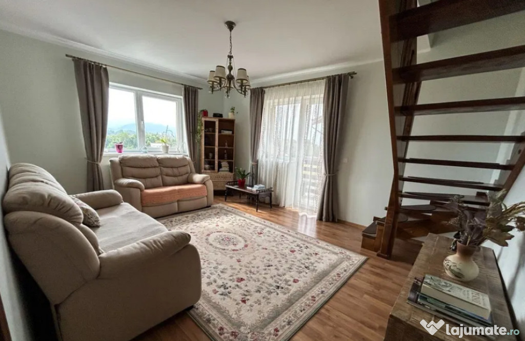 Apartament 4 camere, decomandat - zona Sanpetru
