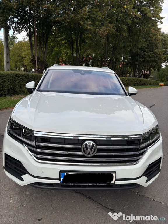 Vând Volkswagen Tuareg