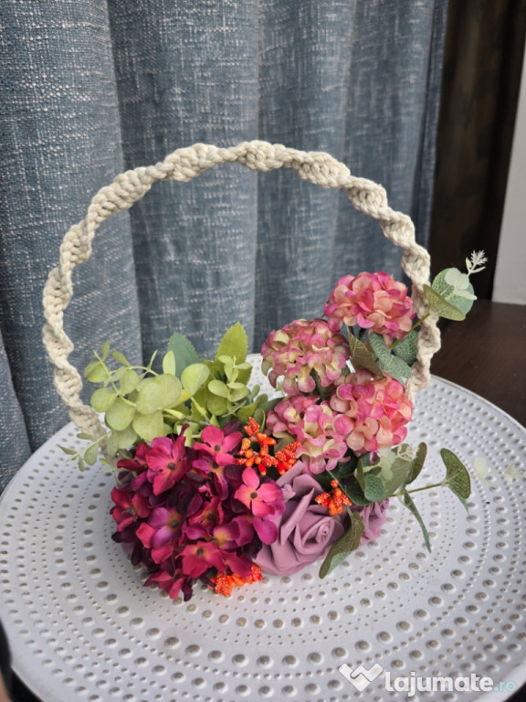 Coronita împletite din macrame
