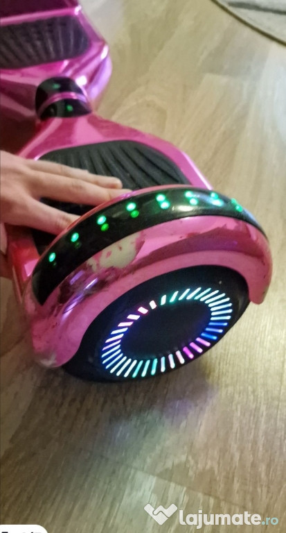 Hoverboard Mov Ca Nou cu încărcător, stare perfectă!