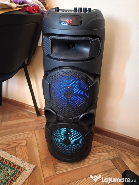 Boxa portabila cu microfon