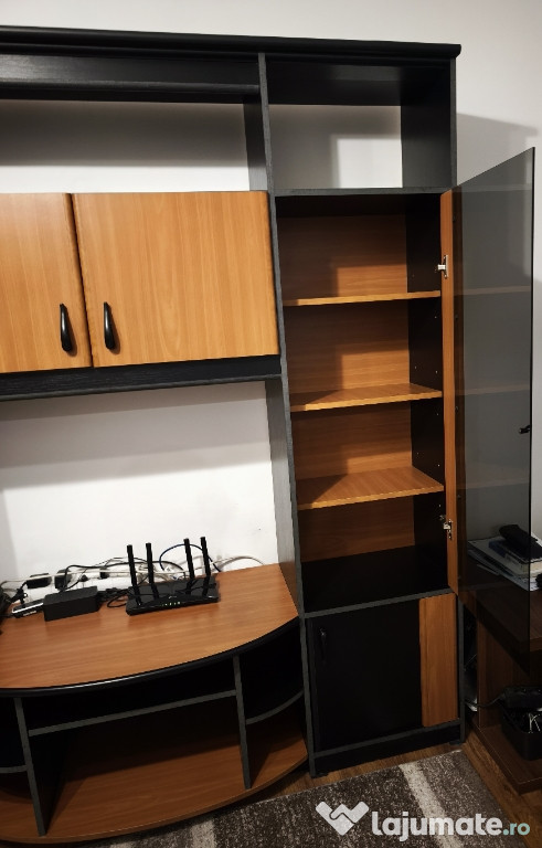 Vând biblioteca Mobexpert