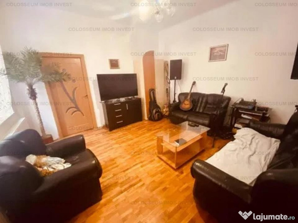 Apartament 2 camere, decomandat -zona Centrul Istoric