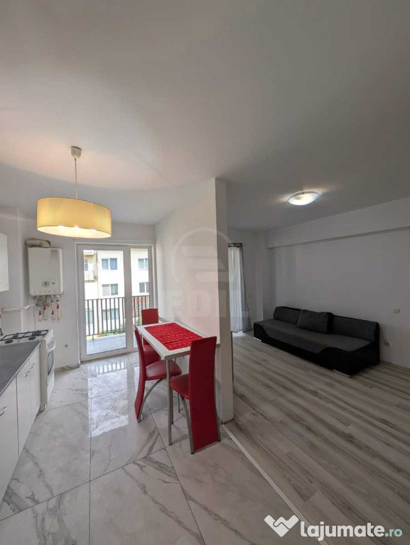 Apartament 2 camere ,etaj 2 ,zona Cetatii