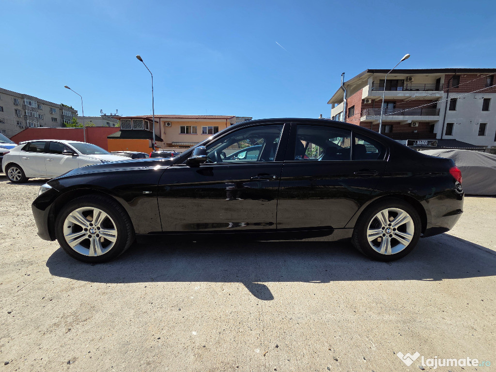 BMW Seria 3 F30 320i Manuala Sport Line Faruri adaptive Interior sport