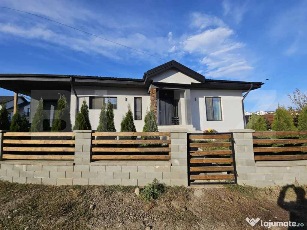 Casa 3 camere, 118 mp, zona Valea Adanca