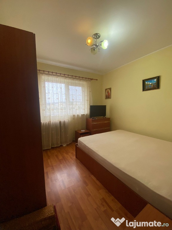 Apartament 2 cam decomandat, centrală termică, mobilat și utilat