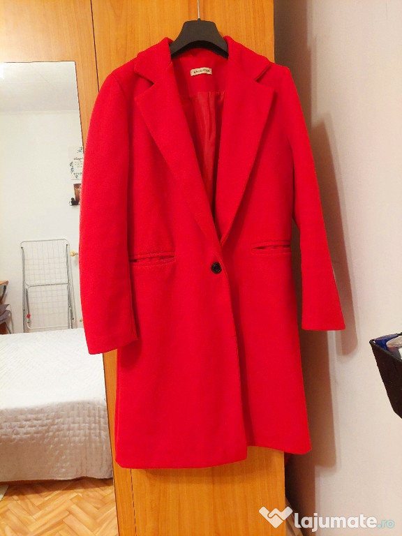 Rochii de ocazie de vanzare.