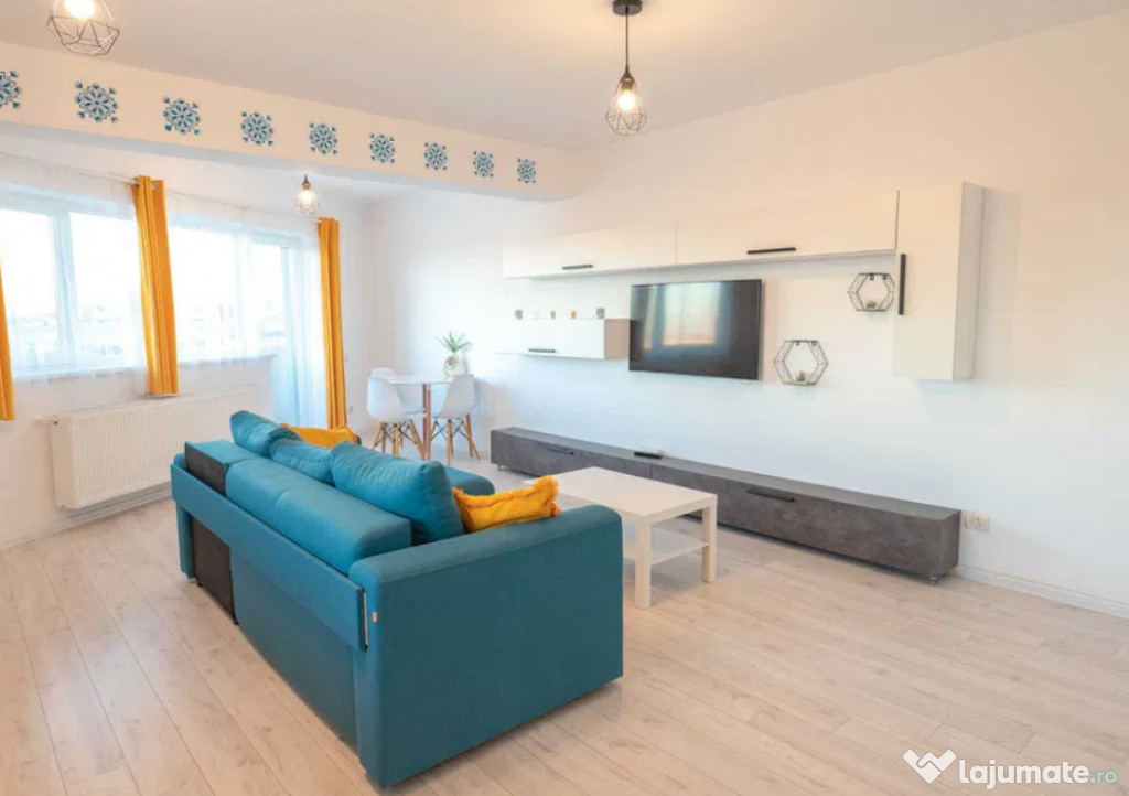 Apartament 2 camere, decomandat - zona Tractorul