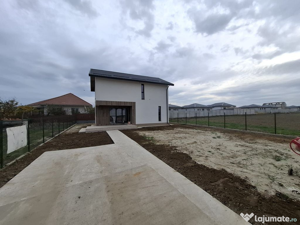 Casa 4 camere Comuna Berceni / Primaverii