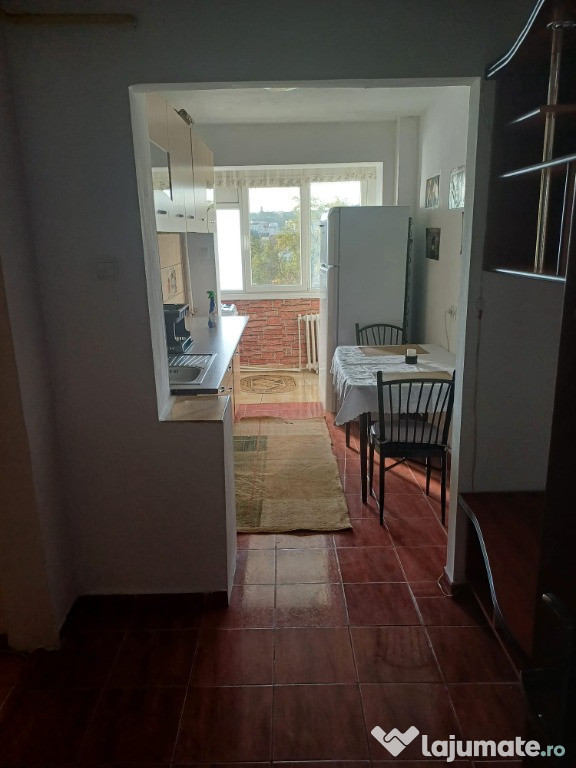 Podu Ros Nicole Iorga -apartament 2 camere decomandat 60 mp