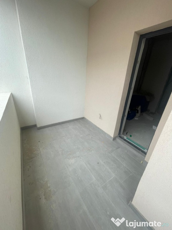 Apartament 2 camere si curte proprie cadastrata, finisaje la alegere