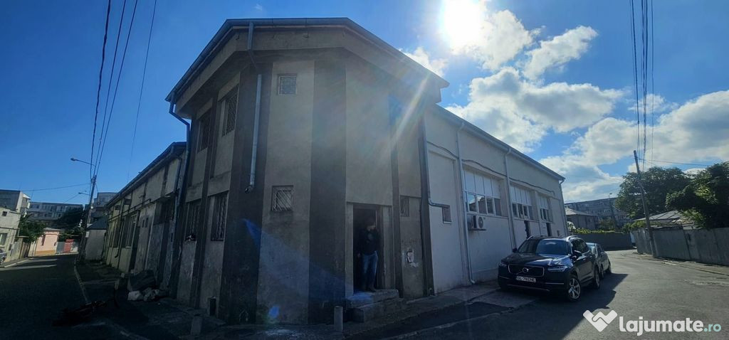 Spatiu comercial / Atelier creatie – 50 mp, parter + et...