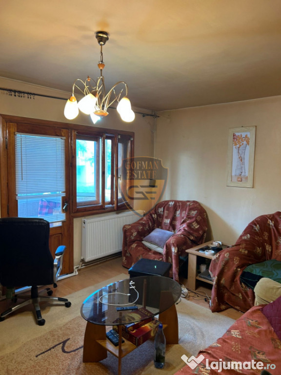 Apt 3 camere, decomandat, Poarta 6, et 1/4 centrala gaze, A/