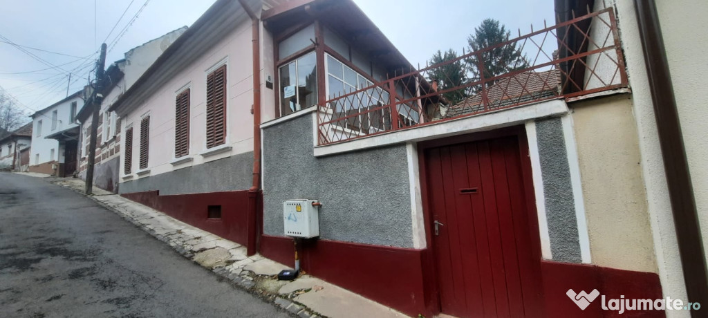 Casă istorică cu priveliște spre Tâmpa – Centrul Vechi Brașov