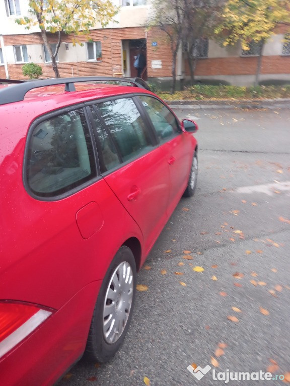 Vând Volkswagen Golf 5 impecabila