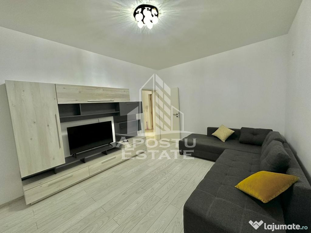 Apartament 2 camere, decomandat, loc de parcare, Calea Ur...