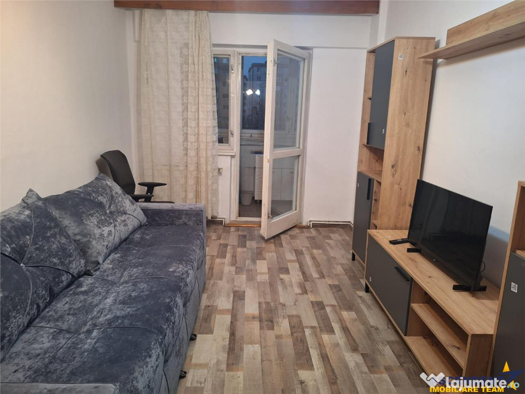 Apartament doua camere, decomandat, Grivitei