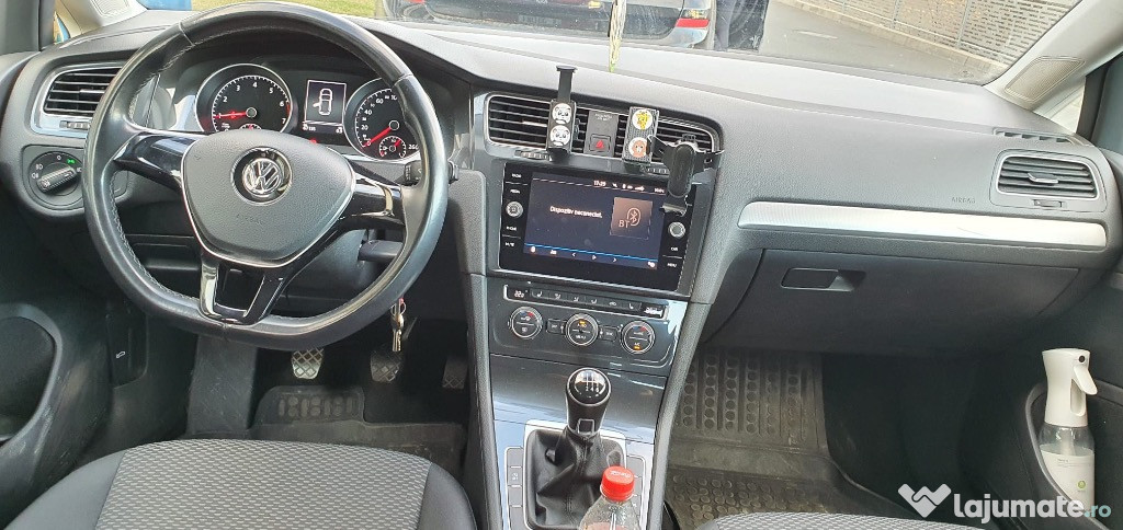 Vând Volkswagen Golf7