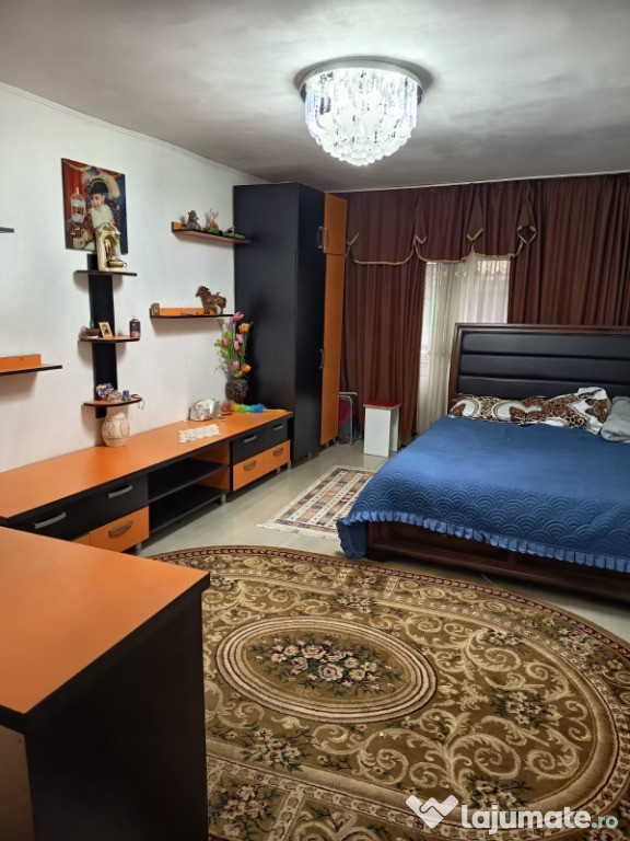 Apartament 3 camere, 2 băi, parter înalt Micro 11, Târgoviște