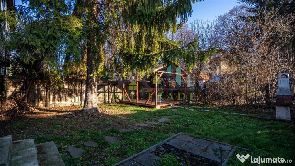 Apartament in casa zona Teatrul Dramatic