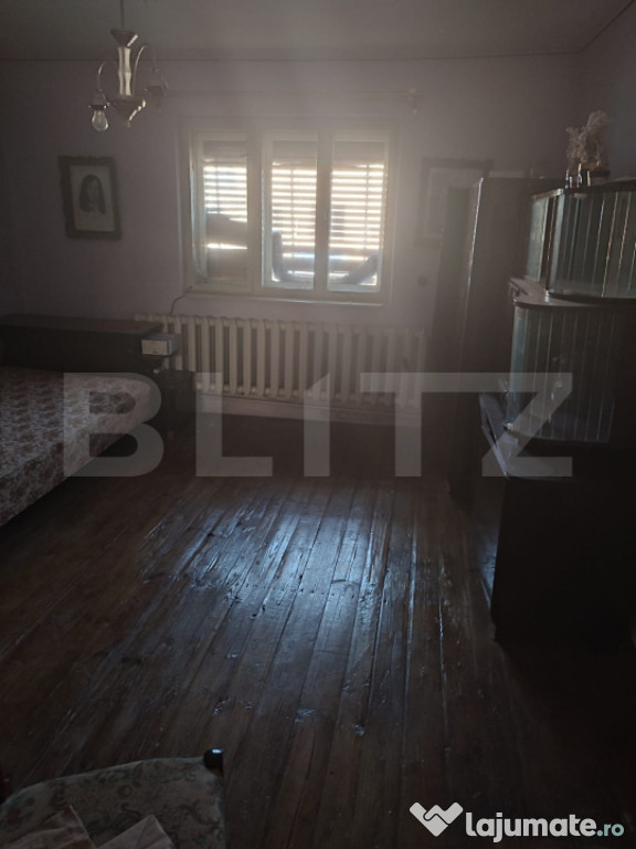 Parterul unei case de închiriat, zona Brădet