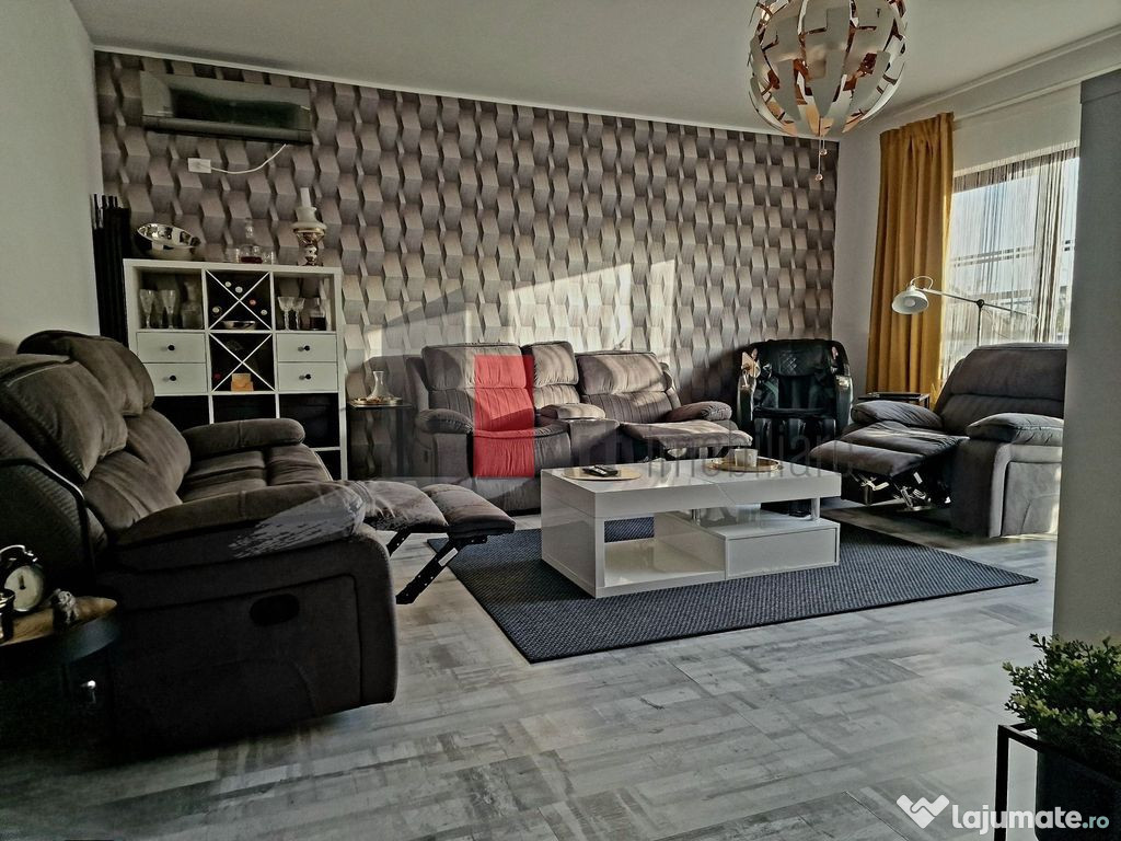 Casa moderna cu piscina si zona de fitness --Mihailesti