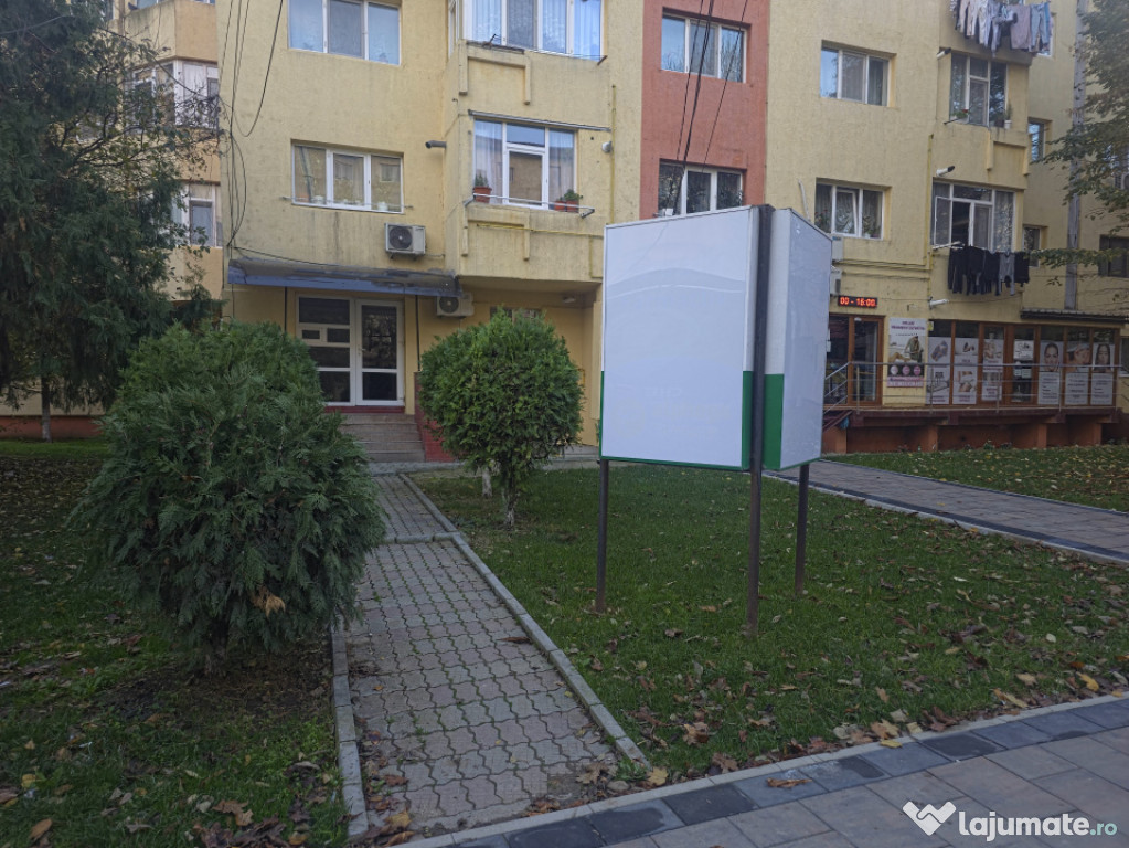 Spațiu Comercial Modern 3 camere Primul Chiriaș După Reno