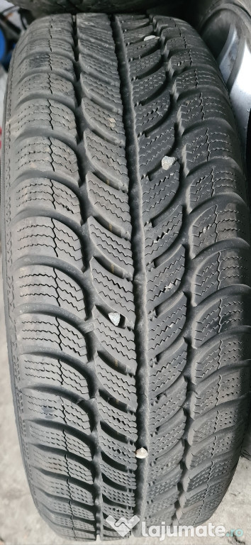 Anvelope iarna Debica Frigo 2 M+S 195/65R15 + jante tabla VW