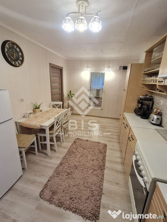 Apartament 3 camere, etaj 1/4, 70mp