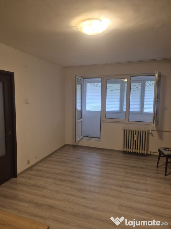 APARTAMENT 2 CAMERE, METROU 1 DEC 1918, MOBILAT-UTILAT