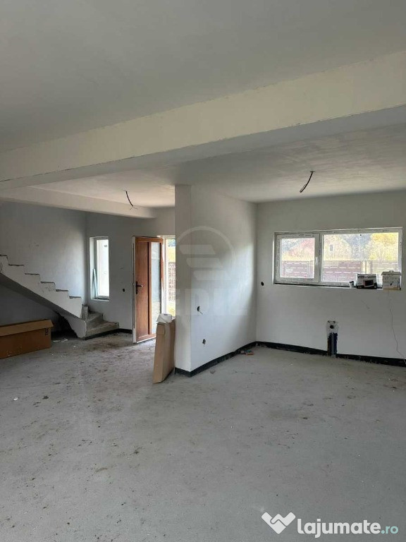 Pret imbatabil!Casa individuala, 109mp utili/400mp teren in zona Luna