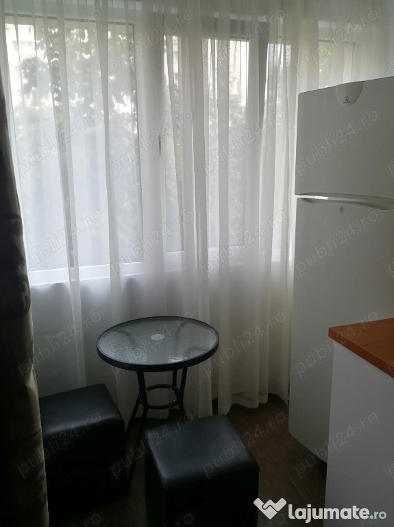 Dristor etaj 3 semidecomandat