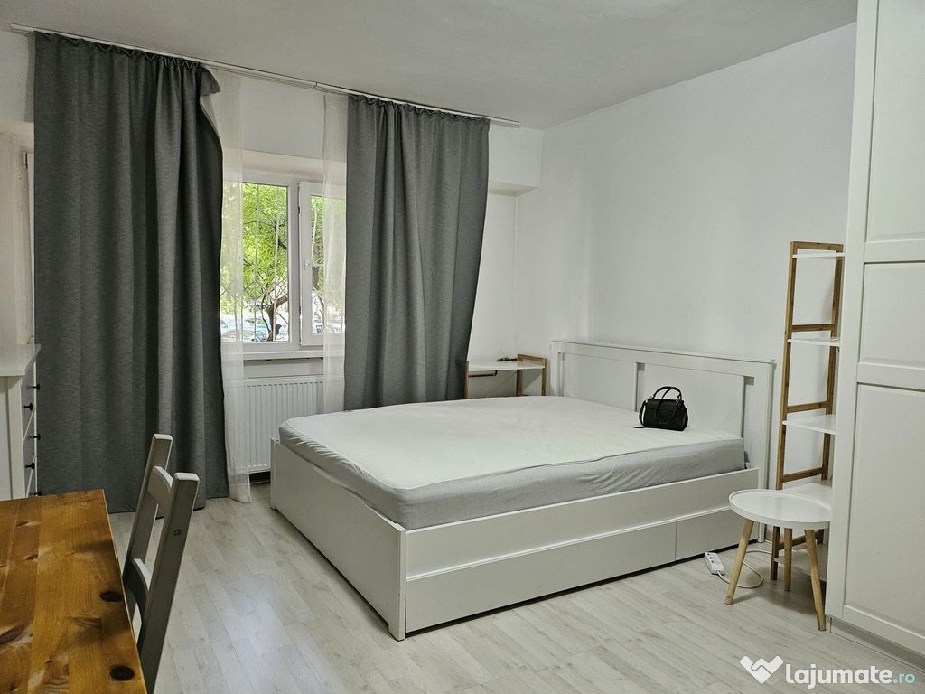 Garsoniera Mobilata si Utilata - Sector 4 - Metrou Aparat...