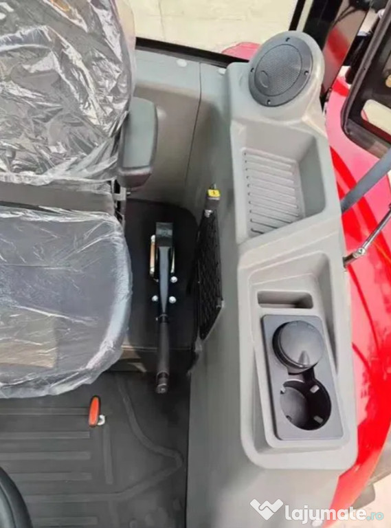 Tractor Nou 70 CP 90 CP 4WD 4x4 - Cabina cu AC si Incalzire NOI 2025