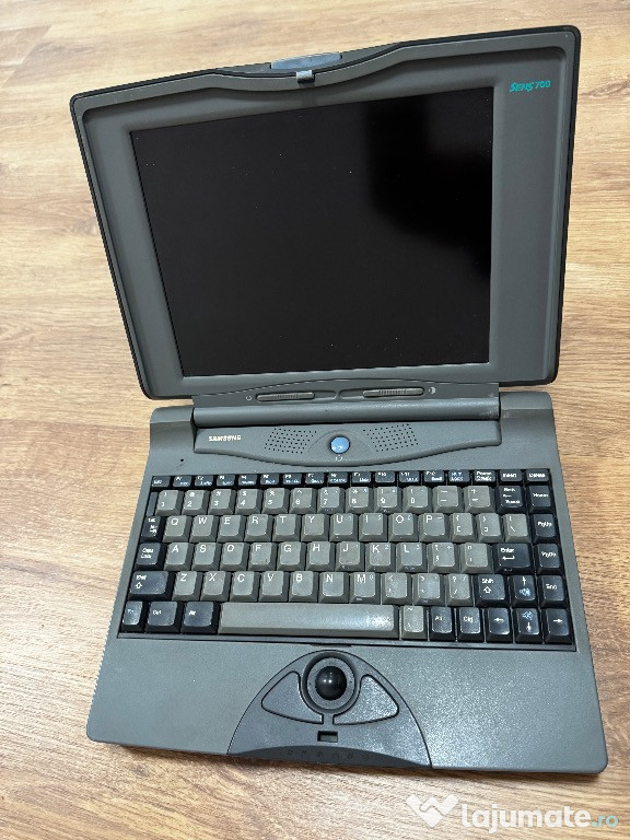 Laptop Samsung SENS 700