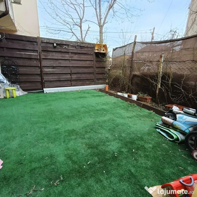 Apartament 2 camere + Curte