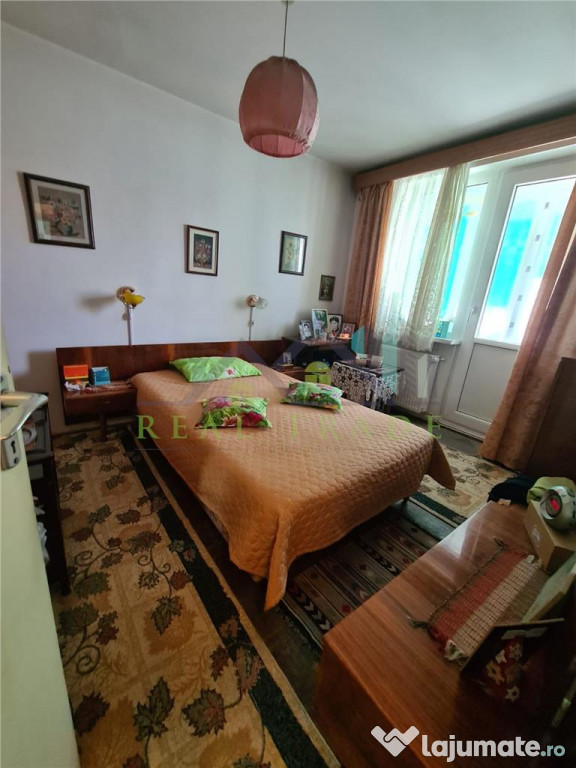 Apartament 3 camere zona Centrul- Civic