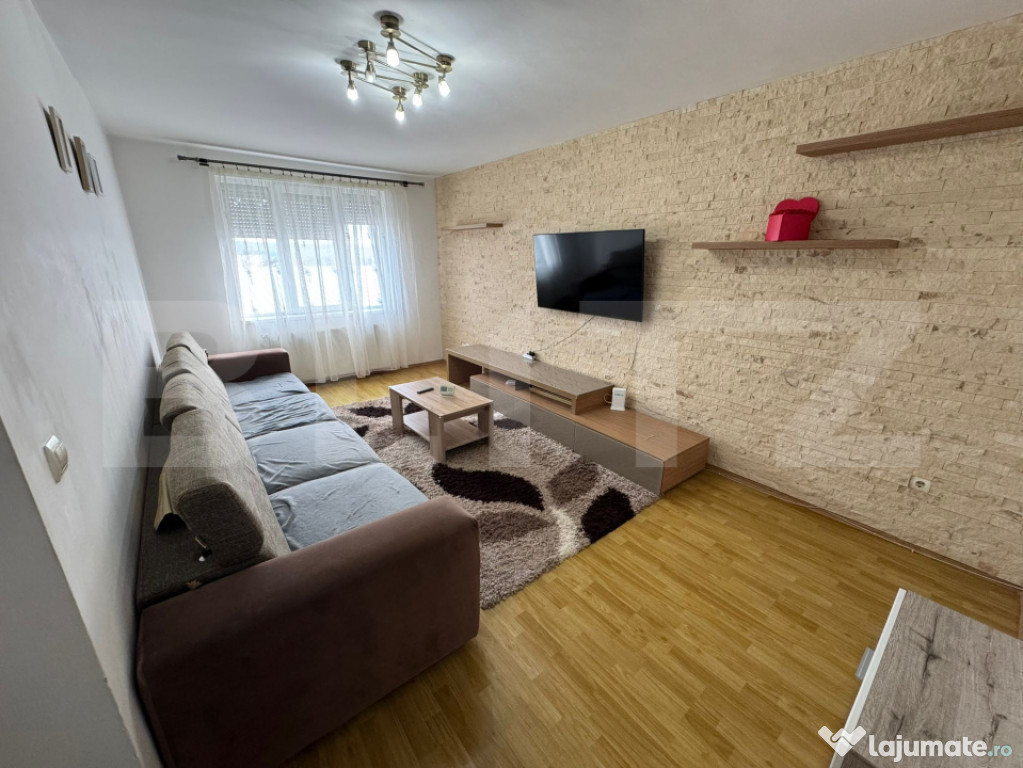 Apartament 2 camere, 54 mp, zona Cetate